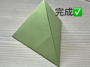 如何利用星球探险家制作独特的四棱锥：详细步骤与技巧